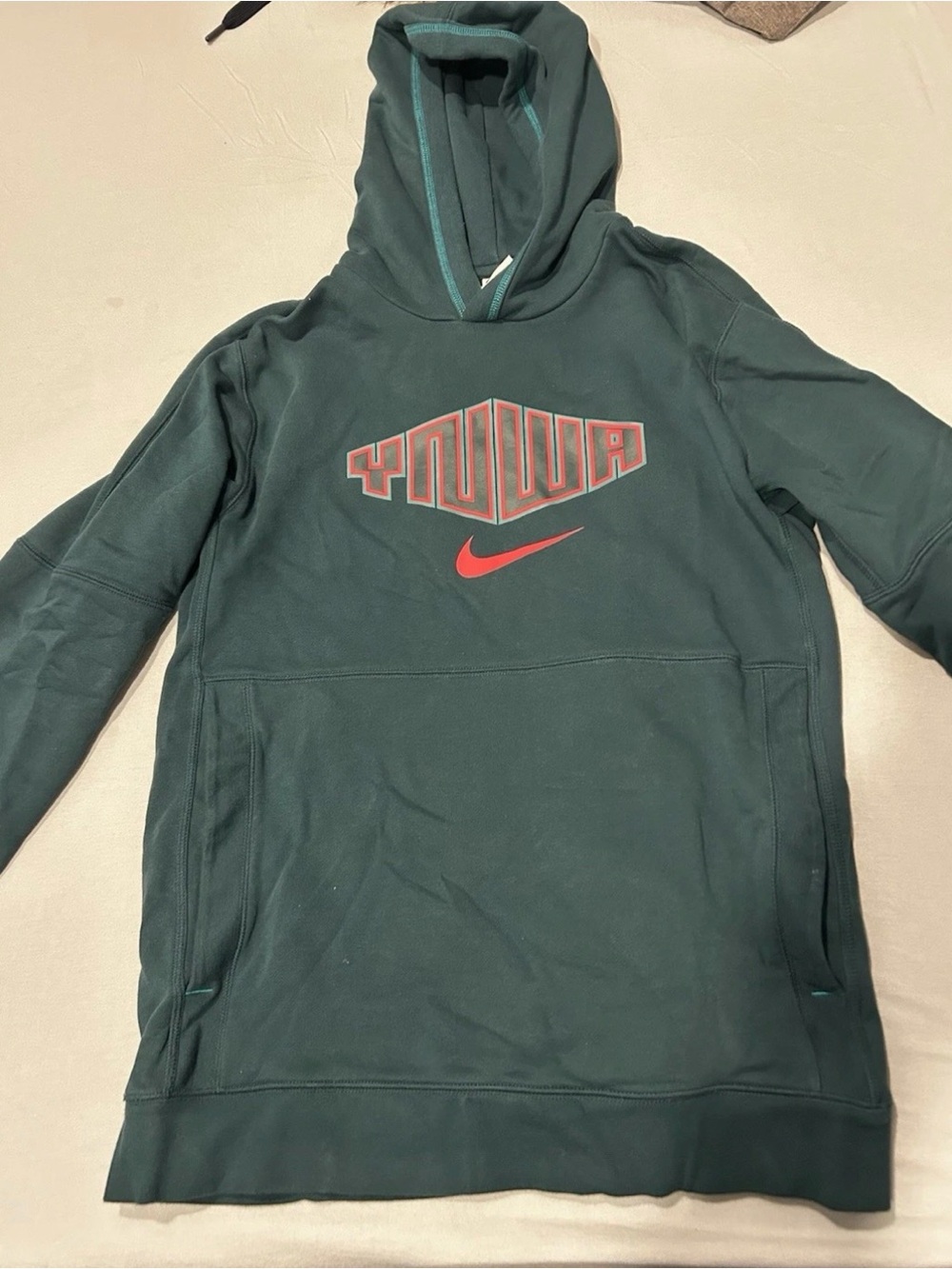 LIVERPOOL FC 2022-2023 YNWA GREEN NIKE TRAVEL FLEECE HOODED JUMPER Size Medium